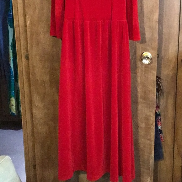 Vintage Red Robe🔥 - Picture 4 of 9
